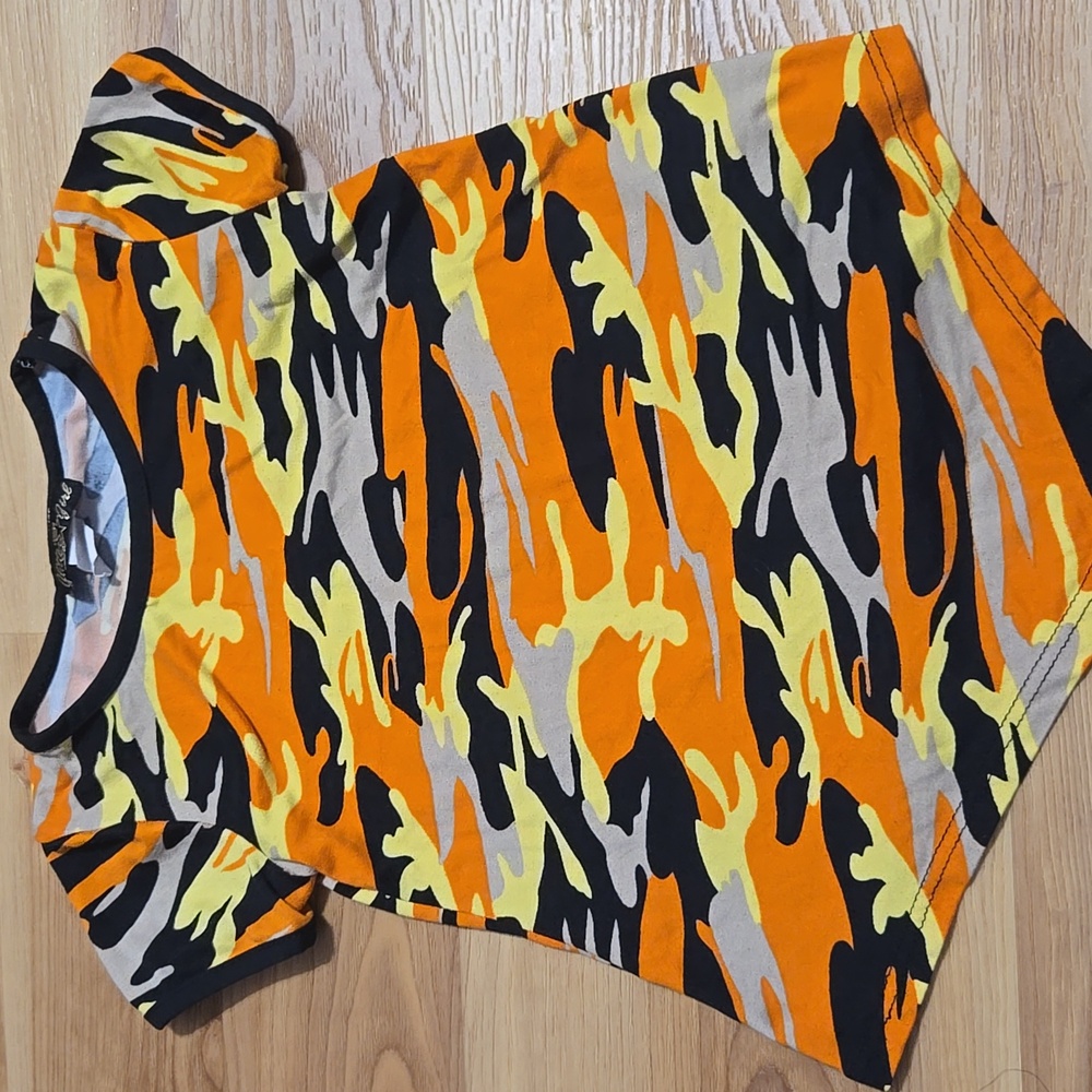 glitter girl orange camo short sleeve